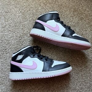 Nike Kids Black and Pink High-Top Sneakers